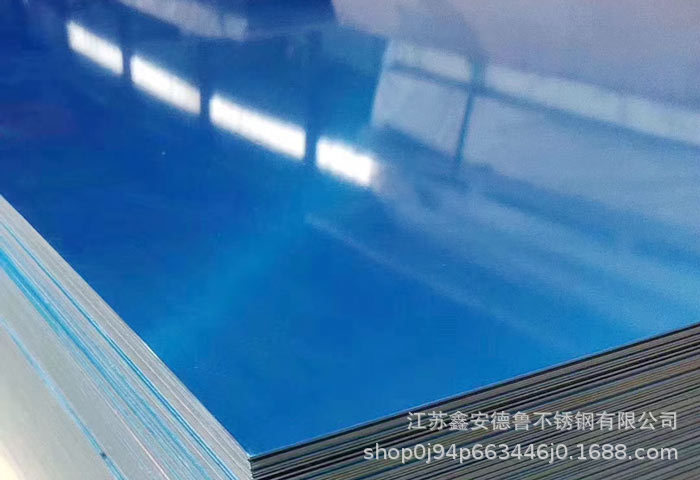 04B7A78A-AFEB9468-C347A5D6-2B3